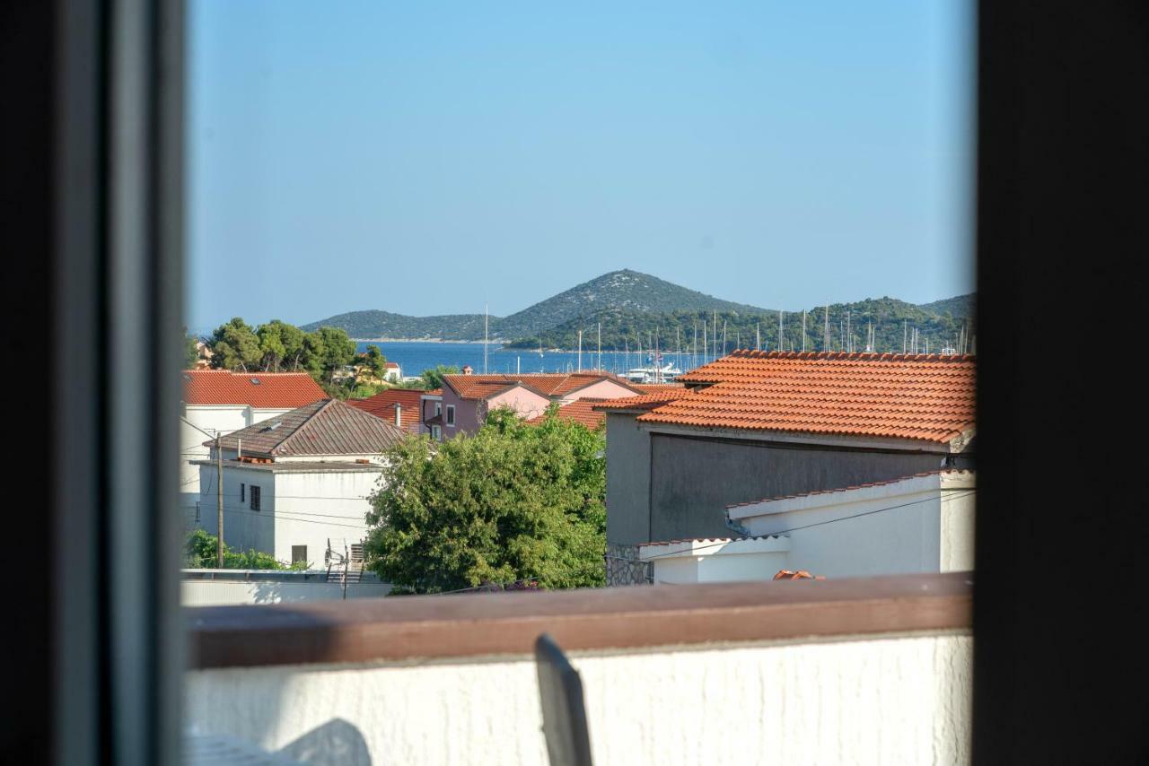 Apartments Tonci Tribalj Buitenkant foto